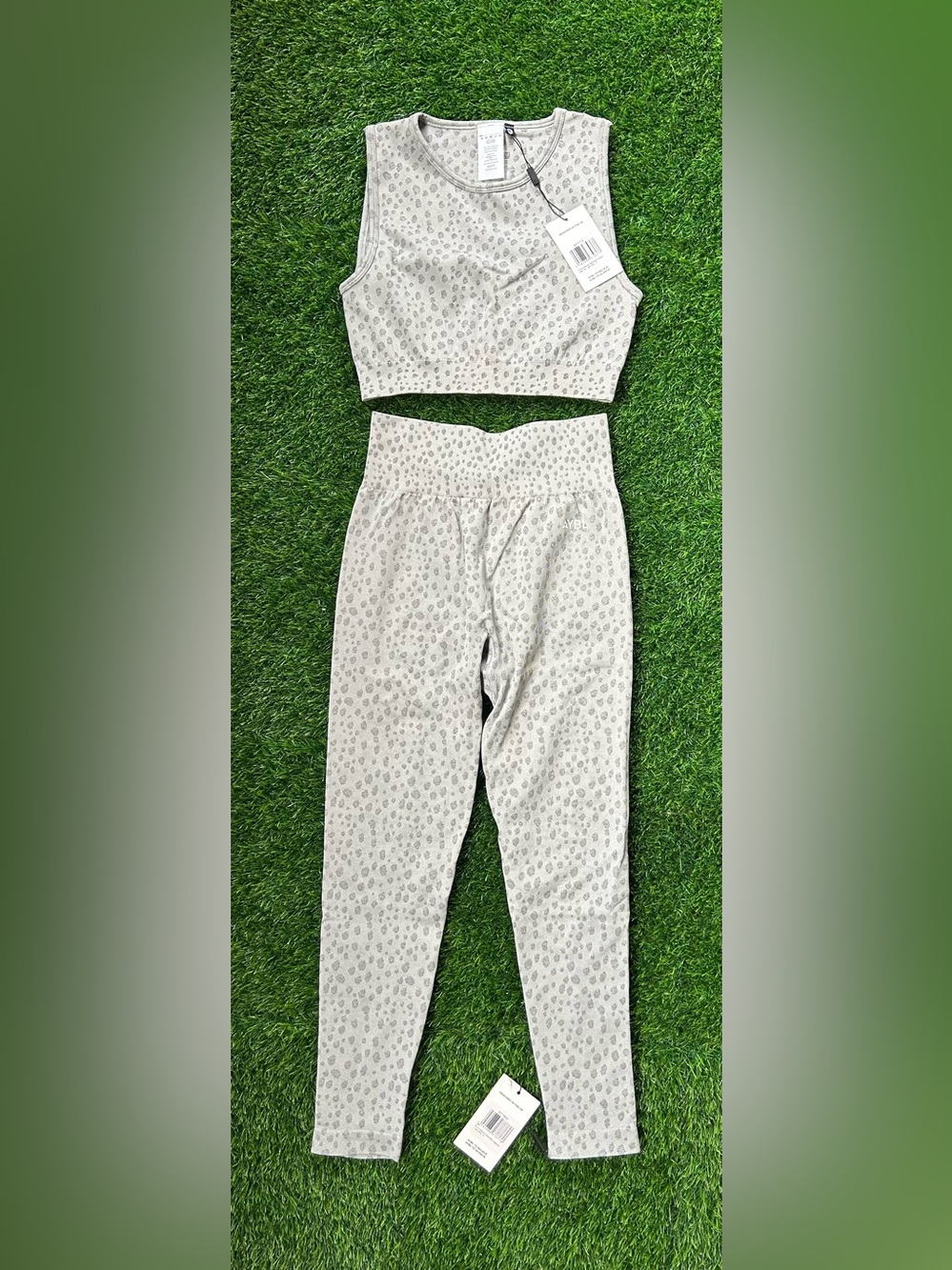 AYBL Snow Leopard Print Set
